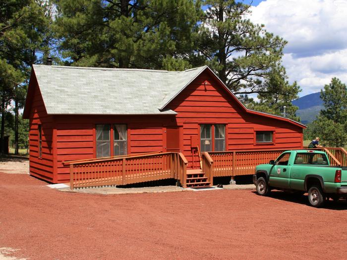 SPRING VALLEY CABIN BUNKHOUSE